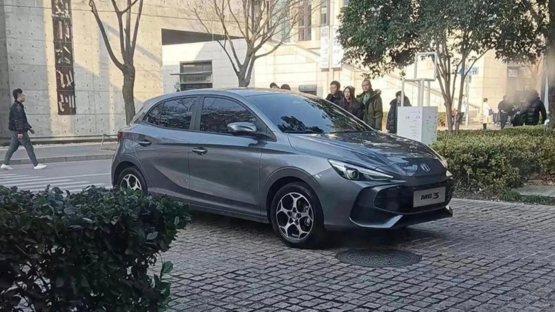Xe từng bán ở Việt Nam MG 3 lộ thiết kế bản mới nguyên vẹn trước ngày ra mắt toàn cầu- Ảnh 3.