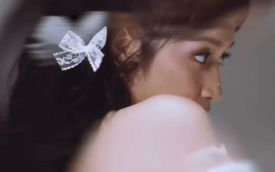 Tuổi 22 của Mỹ Anh và Mỹ Linh- Ảnh 5. Mỹ Linh và Anh Quân cùng đến buổi nghe thử album Em của Mỹ Anh