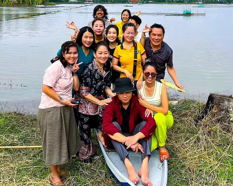 『故郷の物語』撮影スタッフ - 写真: DPCC