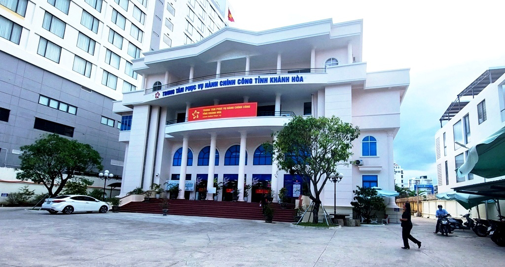 Khánh Hòa siết kỷ luật, xử lý cán bộ né tránh, đùn đẩy, kéo dài giải quyết việc cho dân - Ảnh 3.