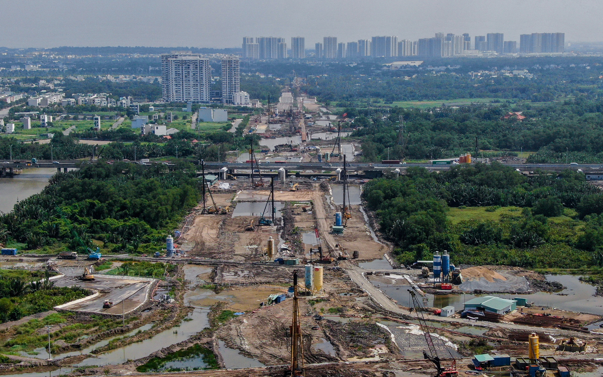 1,8 triệu m3 cát đã về công trường dự án Vành đai 3 - Ảnh 2.