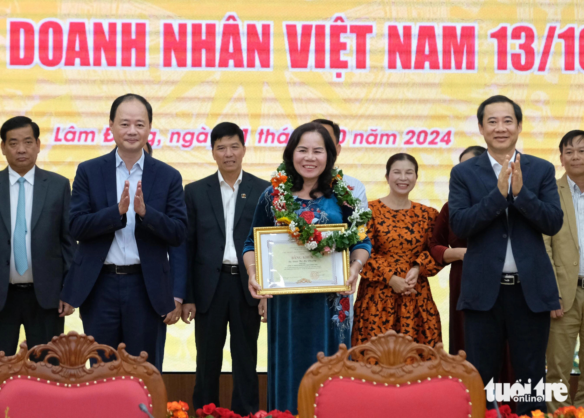 Quyền bí thư Tỉnh ủy muốn doanh nhân nói thẳng: Vì sao 9 tháng chỉ có 3 dự án đầu tư vào Lâm Đồng? - Ảnh 1.