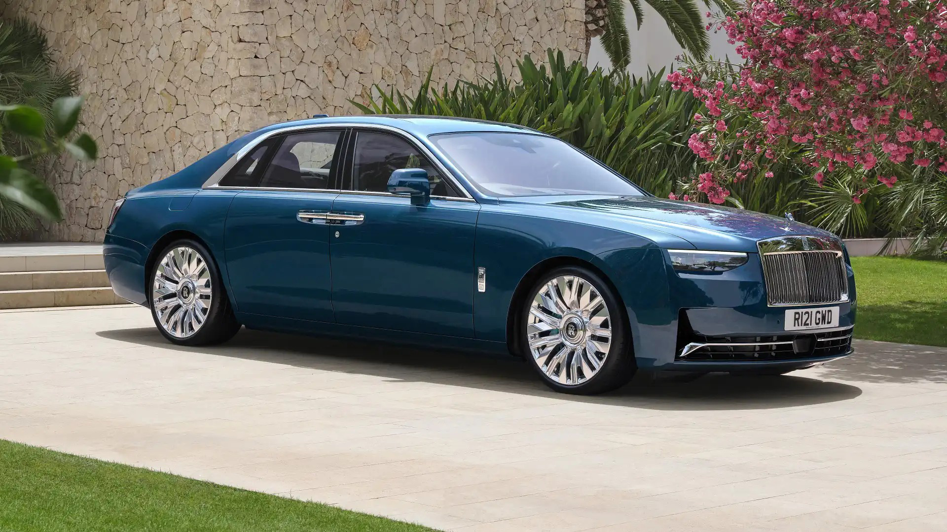 Rolls-Royce Ghost nâng cấp: Xe 'rẻ' nhất của thương hiệu siêu sang số 1 thế giới - Ảnh 8.