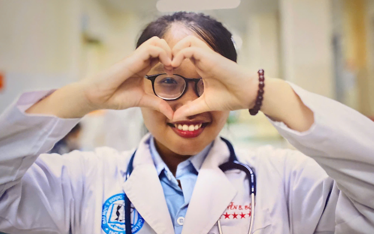 Mục tiêu đến 2030, tuổi thọ trung bình của người dân TP.HCM là 77 tuổi - Ảnh 2.