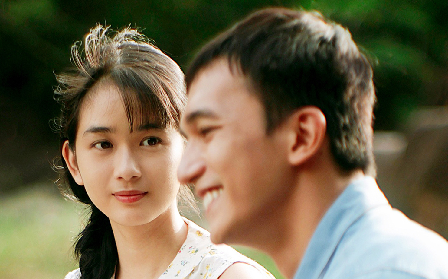 Ngày xưa có một chuyện tình khó vượt qua cái bóng của Mắt biếc - Ảnh 5.