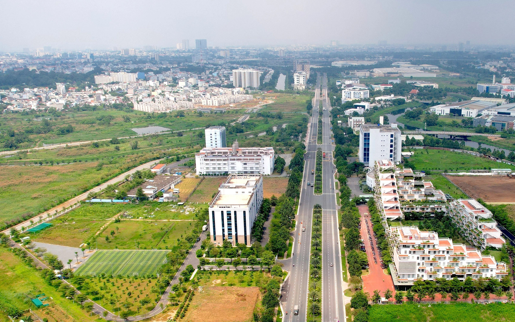 TP.HCM: Bảng giá đất điều chỉnh sẽ được 'chốt' chiều 16-10 - Ảnh 2.