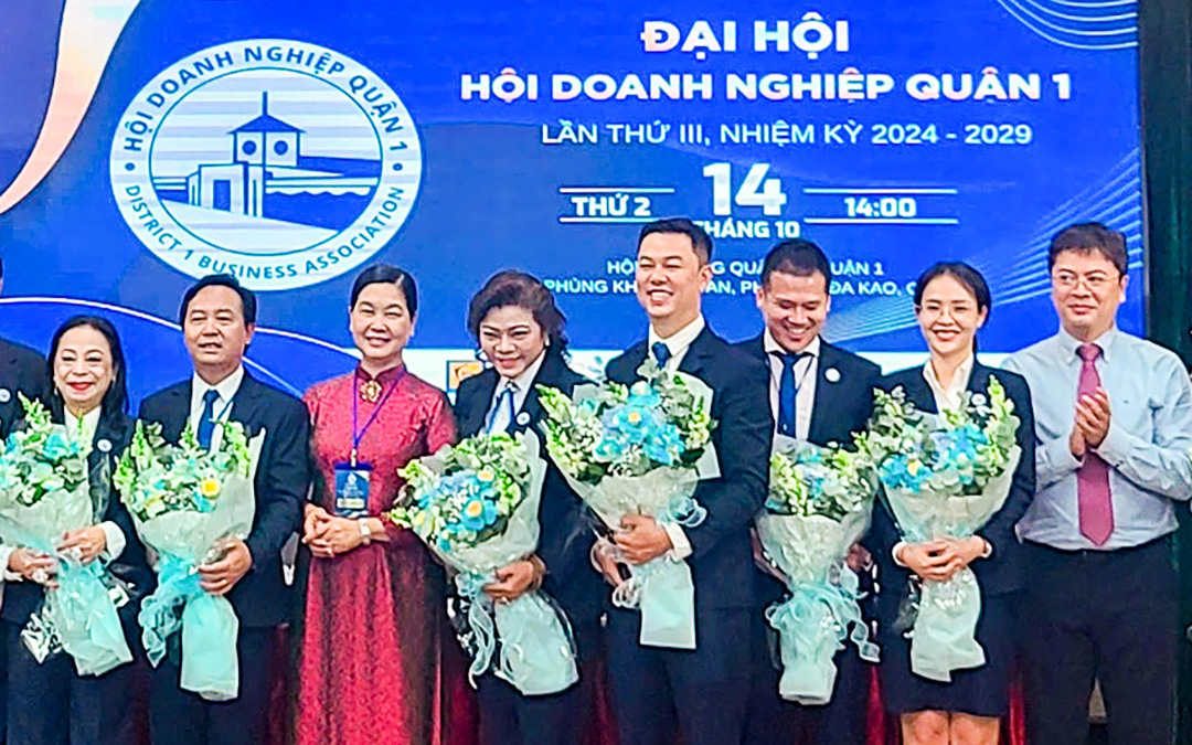 Quận 1 thu ngân sách đạt 20.371 tỉ đồng, vượt 118,78% chỉ tiêu - Ảnh 2.