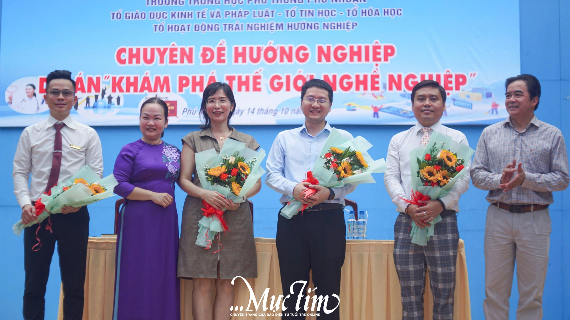 Tìm hiểu nghề nghiệp thú vị như cách của teen Trường THPT Phú Nhuận- Ảnh 7.