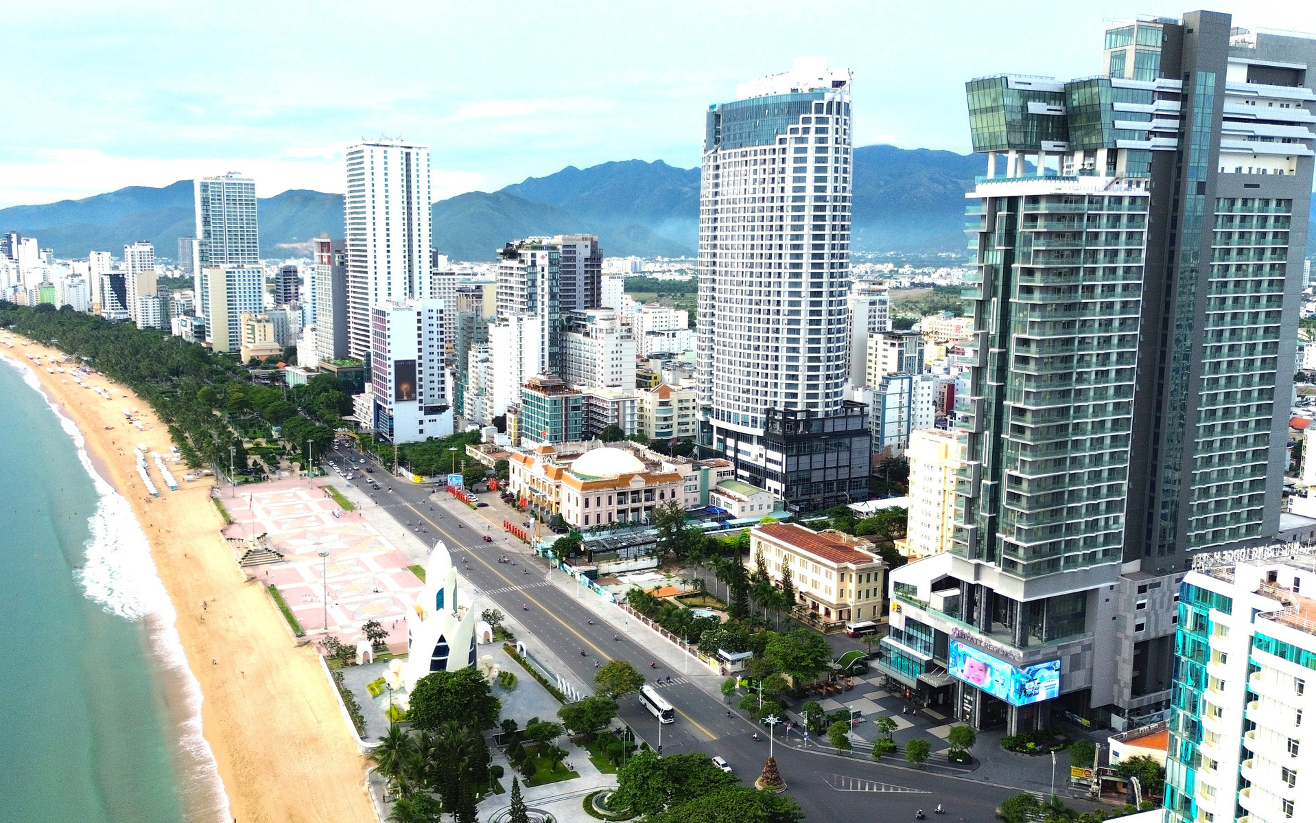 Xe điện nguy cơ ngừng hoạt động, du khách tham quan Nha Trang bằng phương tiện nào? - Ảnh 5.