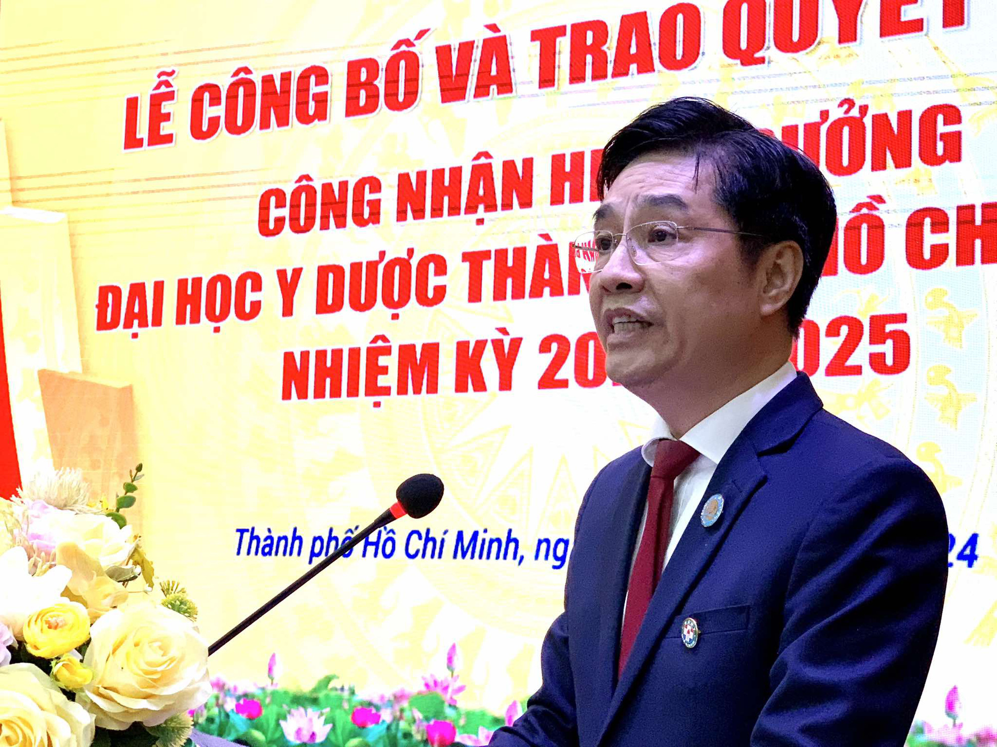 Trường đại học Y Dược TP.HCM chính thức có hiệu trưởng sau 4 năm - Ảnh 3.