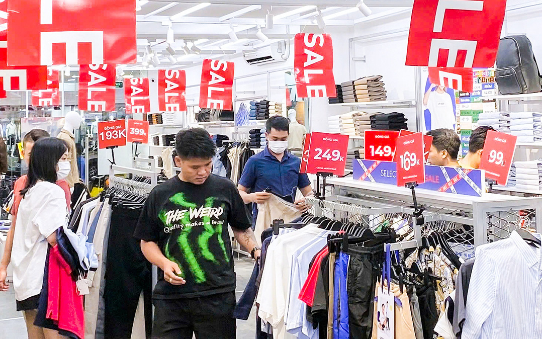 Ổ cắm điện Trung Quốc giá chỉ 15.000 đồng, một tuần về tới Việt Nam, làm sao hàng Việt cạnh tranh? - Ảnh 2.