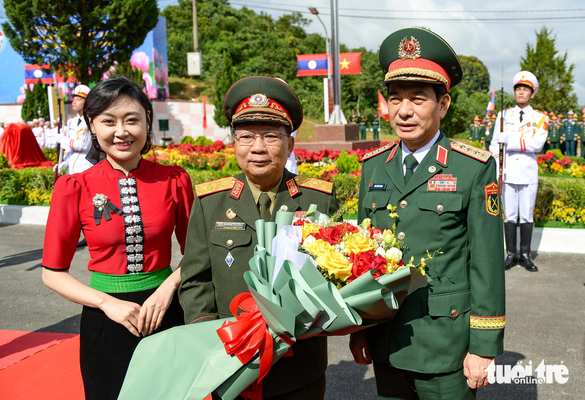 Chính thức diễn ra Giao lưu hữu nghị Quốc phòng biên giới Việt Nam - Lào lần thứ hai - Ảnh 3.