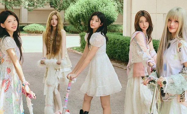 BlackPink a Aespa explodují, ILLIT a ITZY jsou v říjnovém hudebním závodě pozadu - Foto 4. BlackPink cùng Aespa bùng nổ, ILLIT và ITZY lép vế trên đường đua âm nhạc tháng 10 - Ảnh 4.