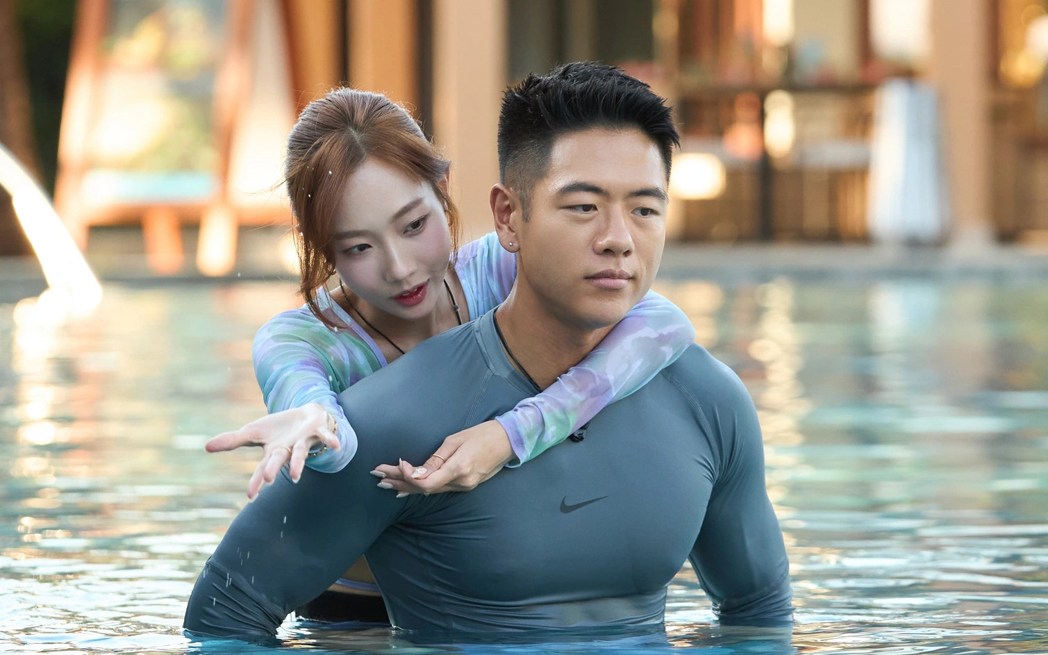 Ngọc Sơn bịt mắt đánh bóng bàn không trượt phát nào - Ảnh 6.