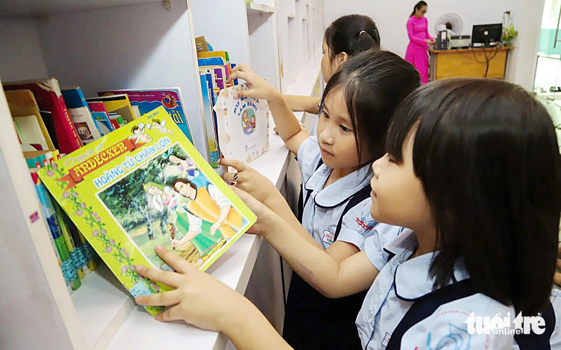 ¿Debería permitirse a los estudiantes de Ciudad Ho Chi Minh recuperar el tiempo perdido y tener unas vacaciones de Tet más largas? - Foto 1. Bạn đọc tranh luận: Có nên cho học sinh nghỉ Tết thêm? - Ảnh 1.