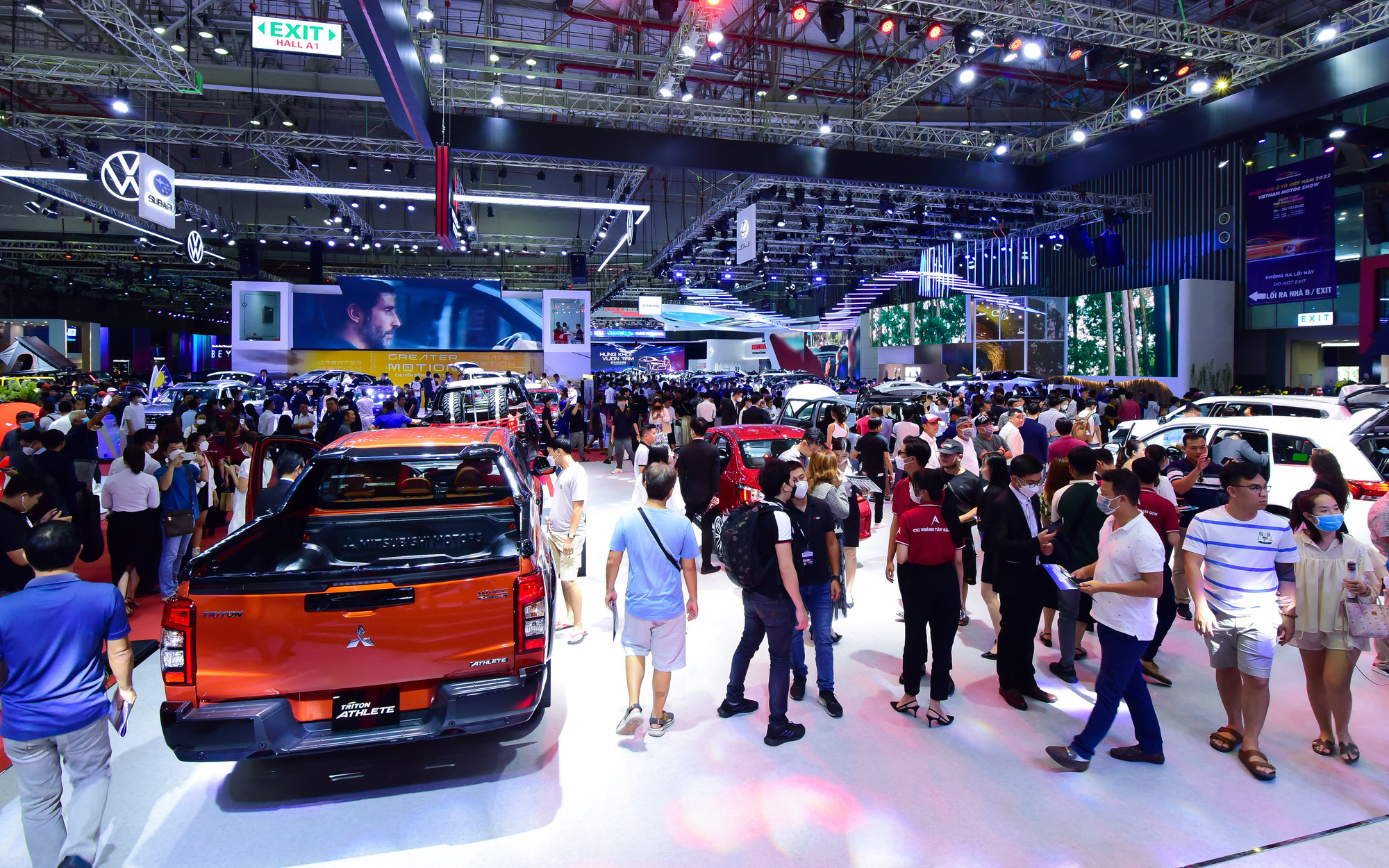 Show trình diễn ô tô lớn nhất Việt Nam: Mãn nhãn với xe hybrid, xe điện - Ảnh 7.