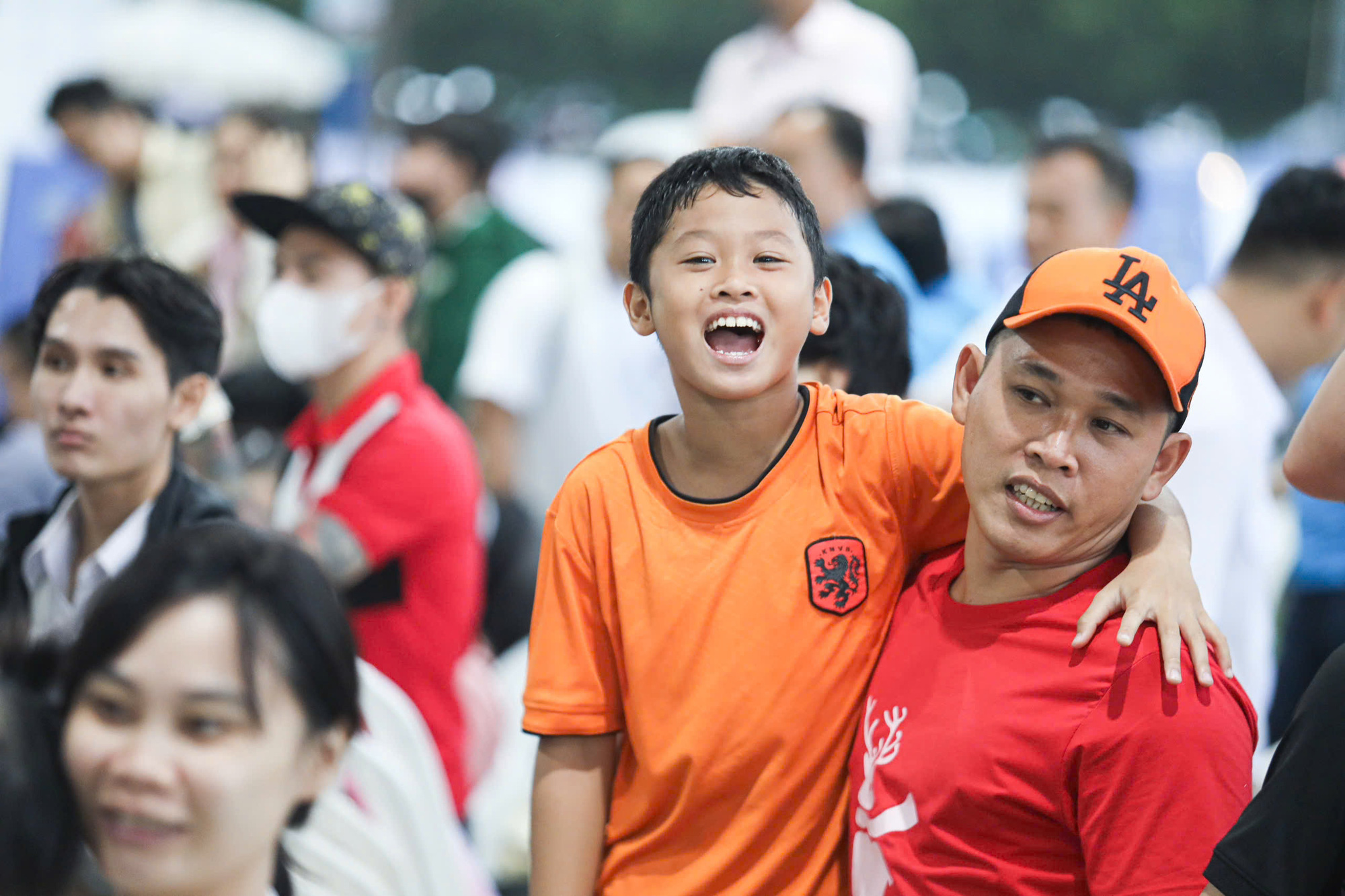 Giải bóng đá công nhân, viên chức Việt Nam 2024: Những khoảnh khắc ấn tượng trận chung kết - Ảnh 12.