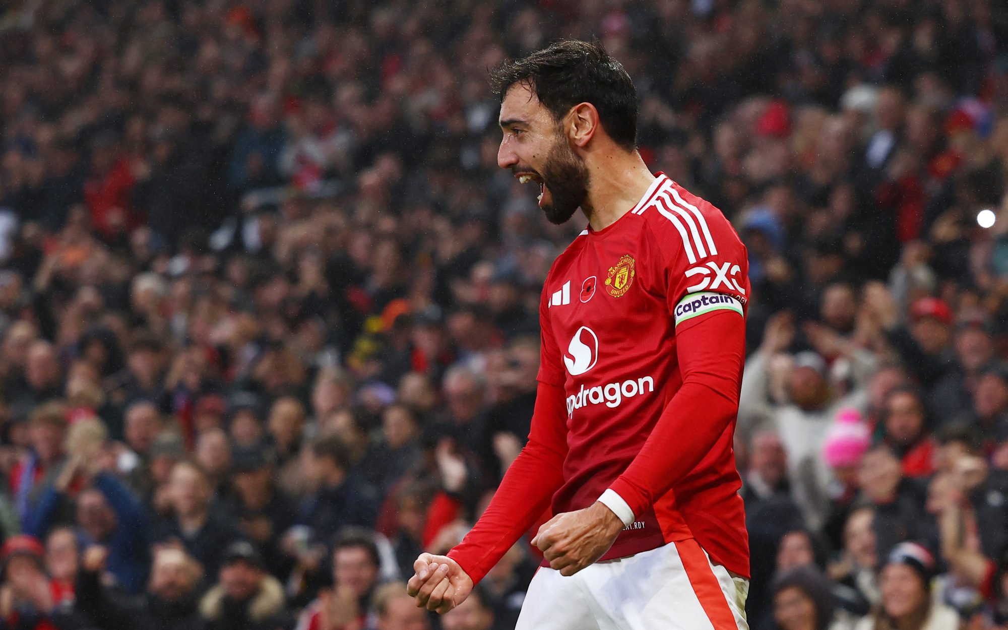 Ruud Van Nistelrooy chia tay Man United - Ảnh 2.