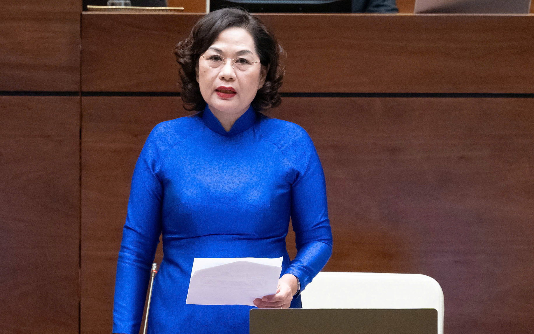 Bộ trưởng Đào Hồng Lan 'đăng đàn' trả lời về đảm bảo thuốc, vật tư y tế - Ảnh 2.