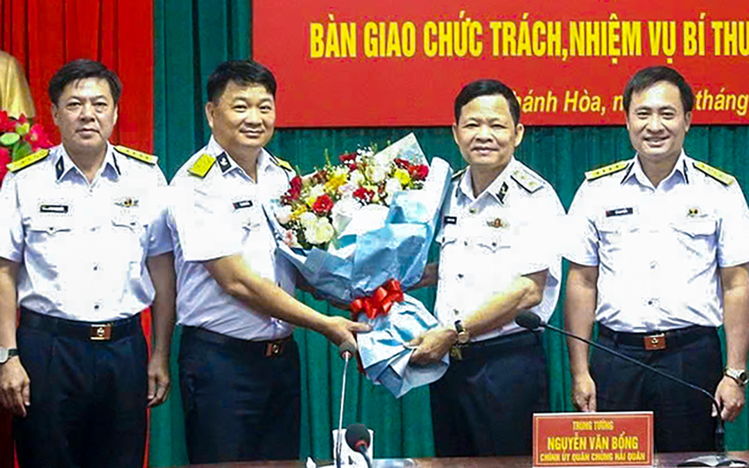 Vùng 4 Hải quân chúc Tết trực tuyến các đơn vị đang thực hiện nhiệm vụ trên biển - Ảnh 4.