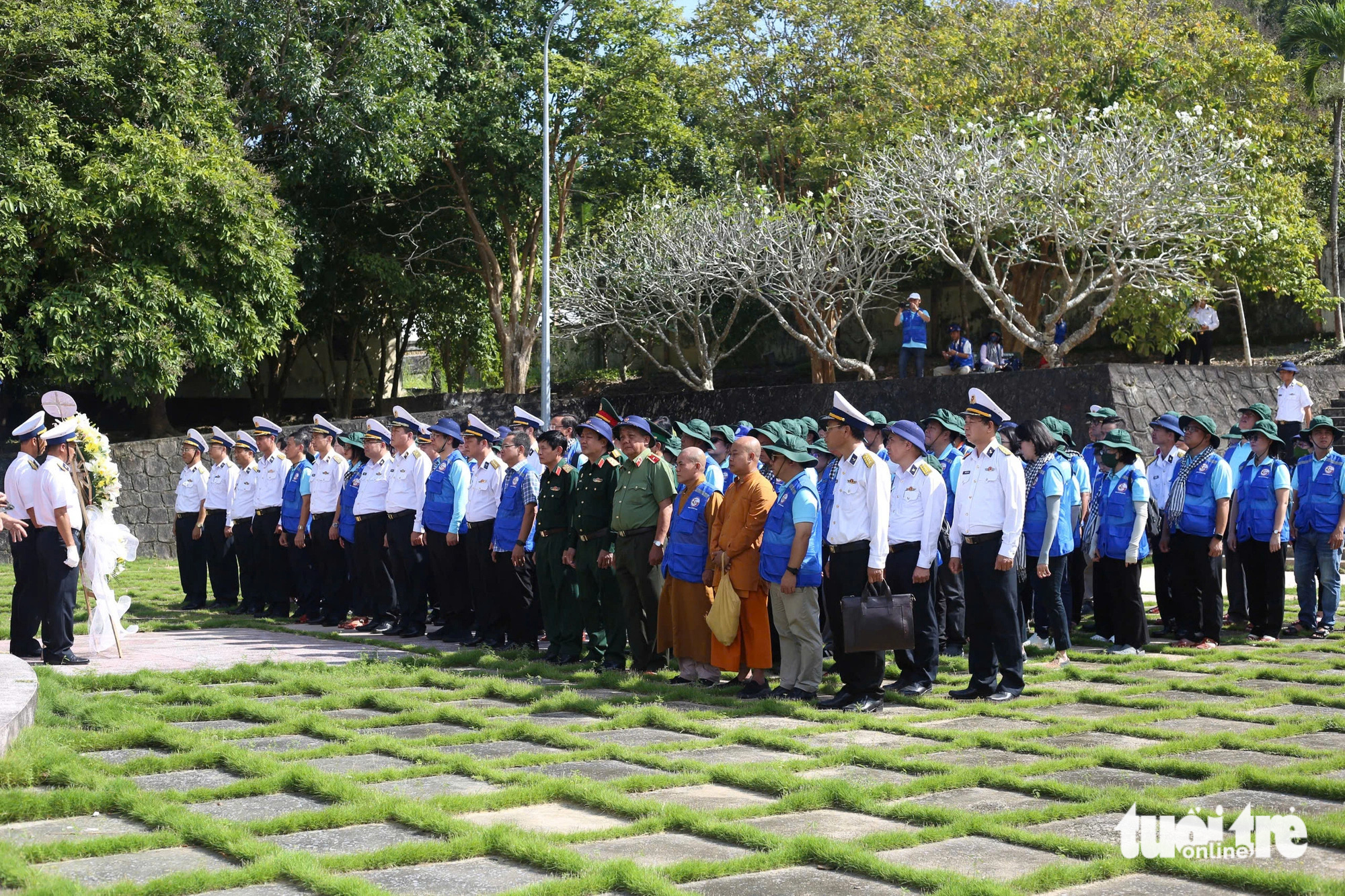 5 ngày, 450 hải lý và những cảm xúc khó tả trong chuyến hải trình hướng về Tây Nam - Ảnh 1.