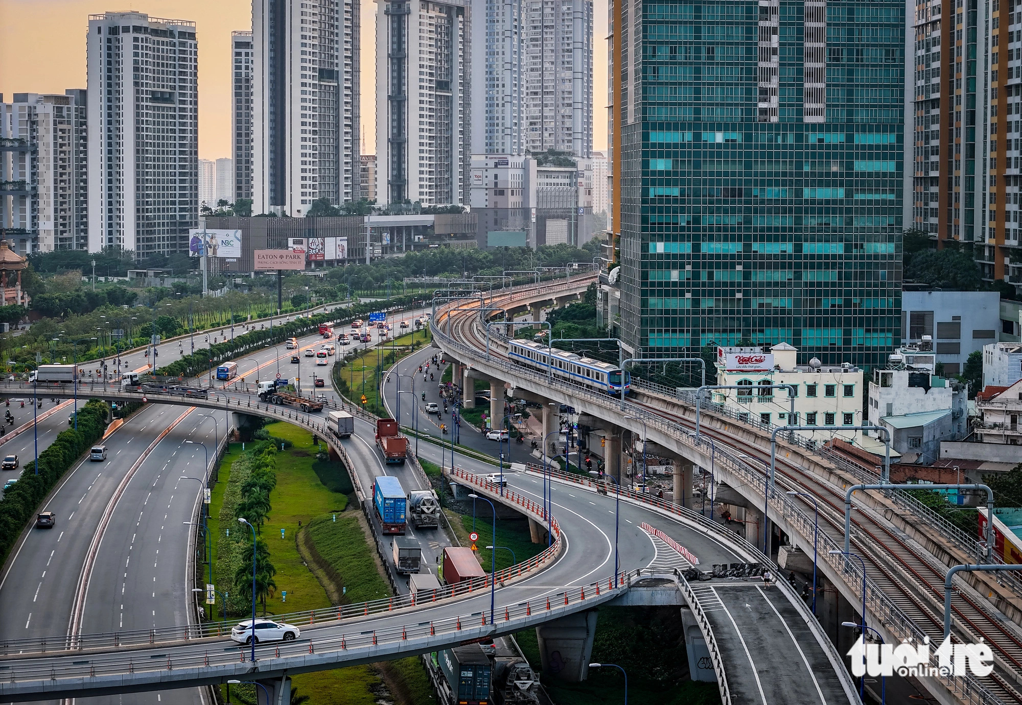 Những ngày metro số 1 chạy thử như thật, 4 phút 30 giây có 1 chuyến - Ảnh 8.