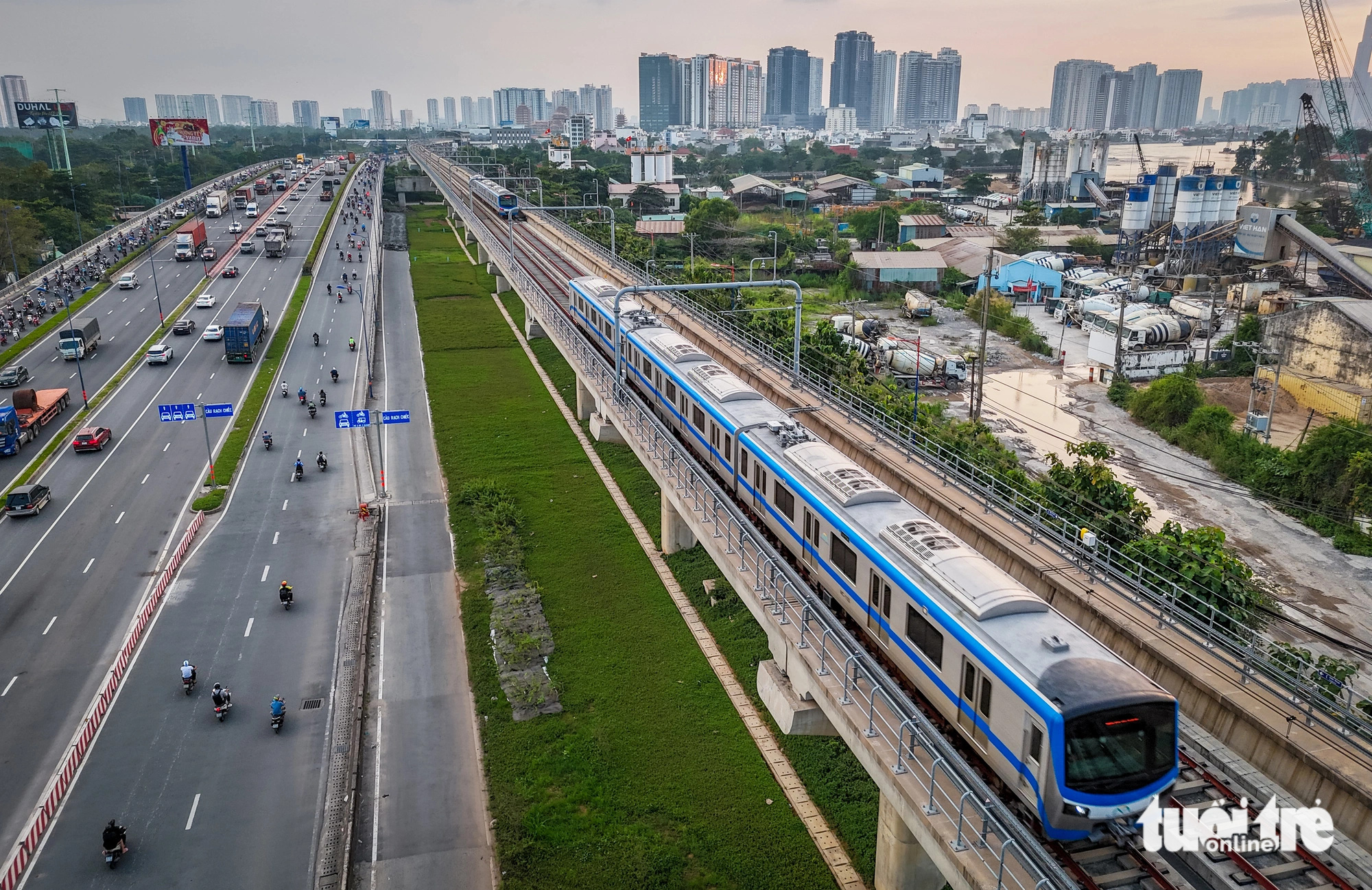 Những ngày metro số 1 chạy thử như thật, 4 phút 30 giây có 1 chuyến - Ảnh 9.