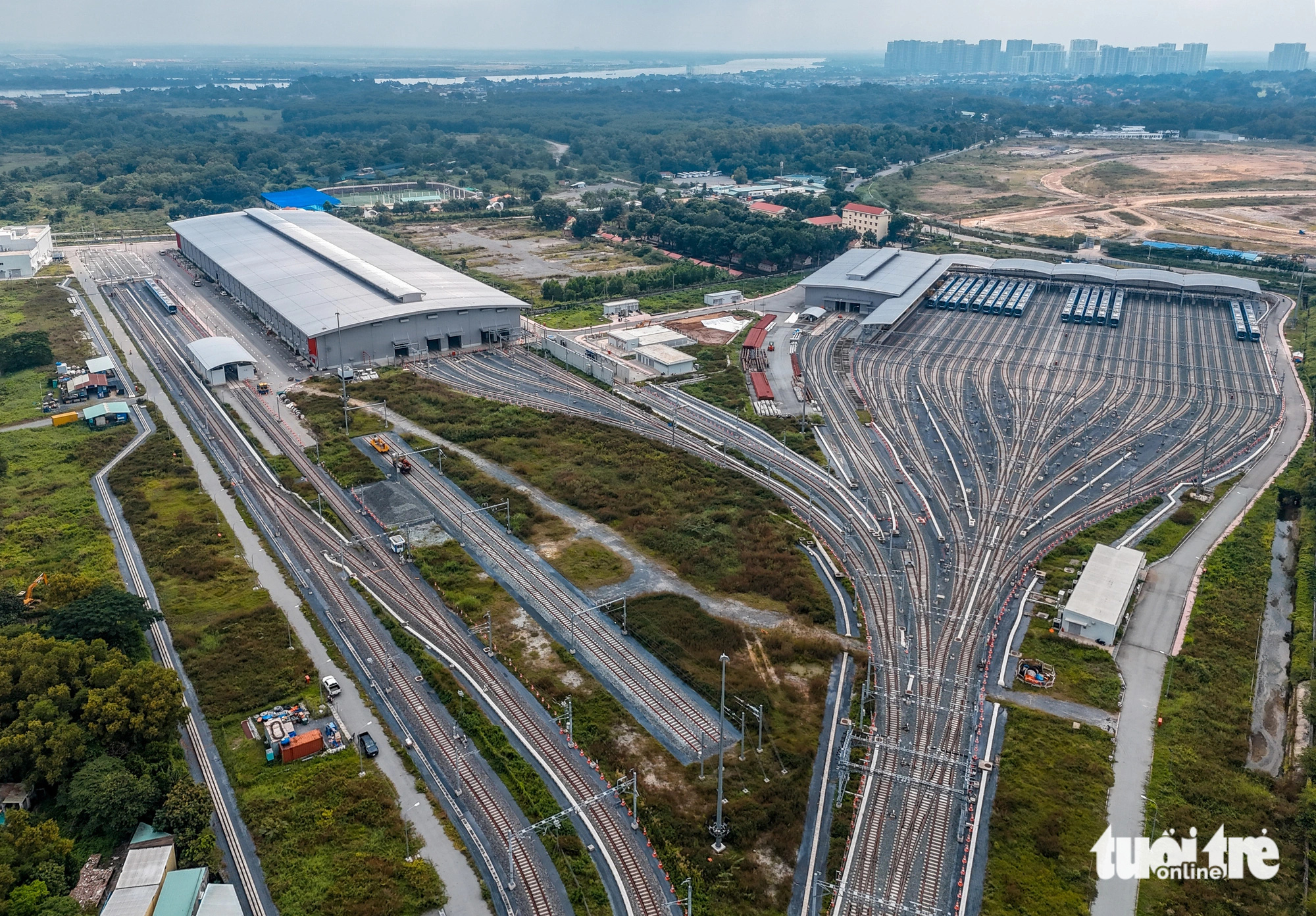 Diện mạo siêu depot Long Bình - nơi tập kết tàu metro số 1 - Ảnh 3.