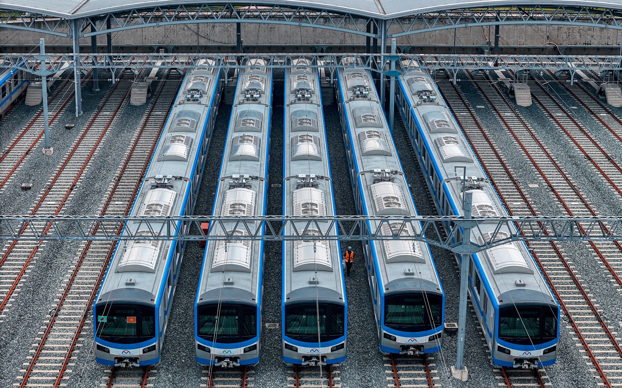 Nhìn thành phố từ buồng lái: Cảm nhận đặc biệt của nữ lái tàu metro - Ảnh 6.