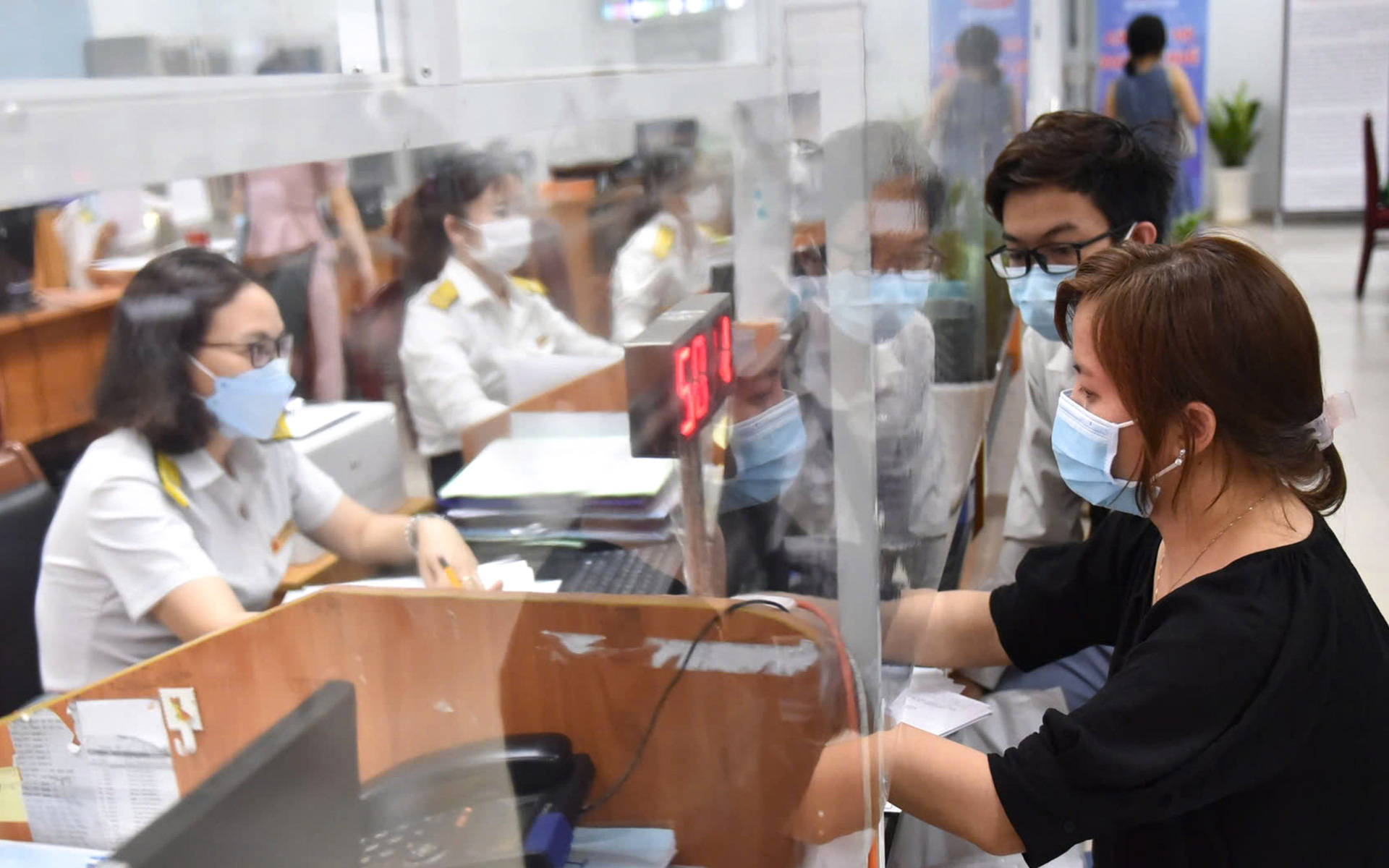 Các biến chứng nguy hiểm từ cúm đe dọa sức khỏe mẹ bầu và thai nhi - Ảnh 3.