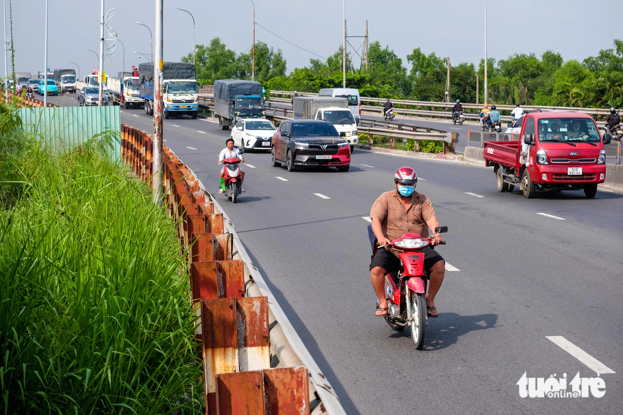 Mở rộng quốc lộ 1 ở cửa ngõ về miền Tây 10-12 làn thuận lợi hơn đi trên cao - Ảnh 7.