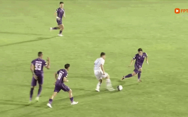 Đánh bại SHB Đà Nẵng, Thanh Hóa giữ vững ngôi đầu V-League - Ảnh 2.