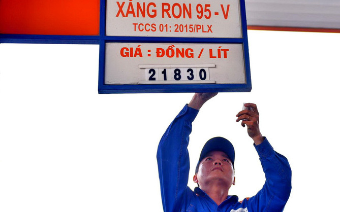 Giá xăng RON95 giảm gần 300 đồng/lít - Ảnh 2.