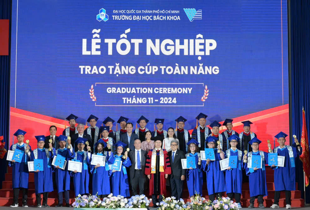 5 sinh viên tốt nghiệp xuất sắc, đoạt cúp toàn năng Trường đại học Bách khoa TP.HCM - Ảnh 2.