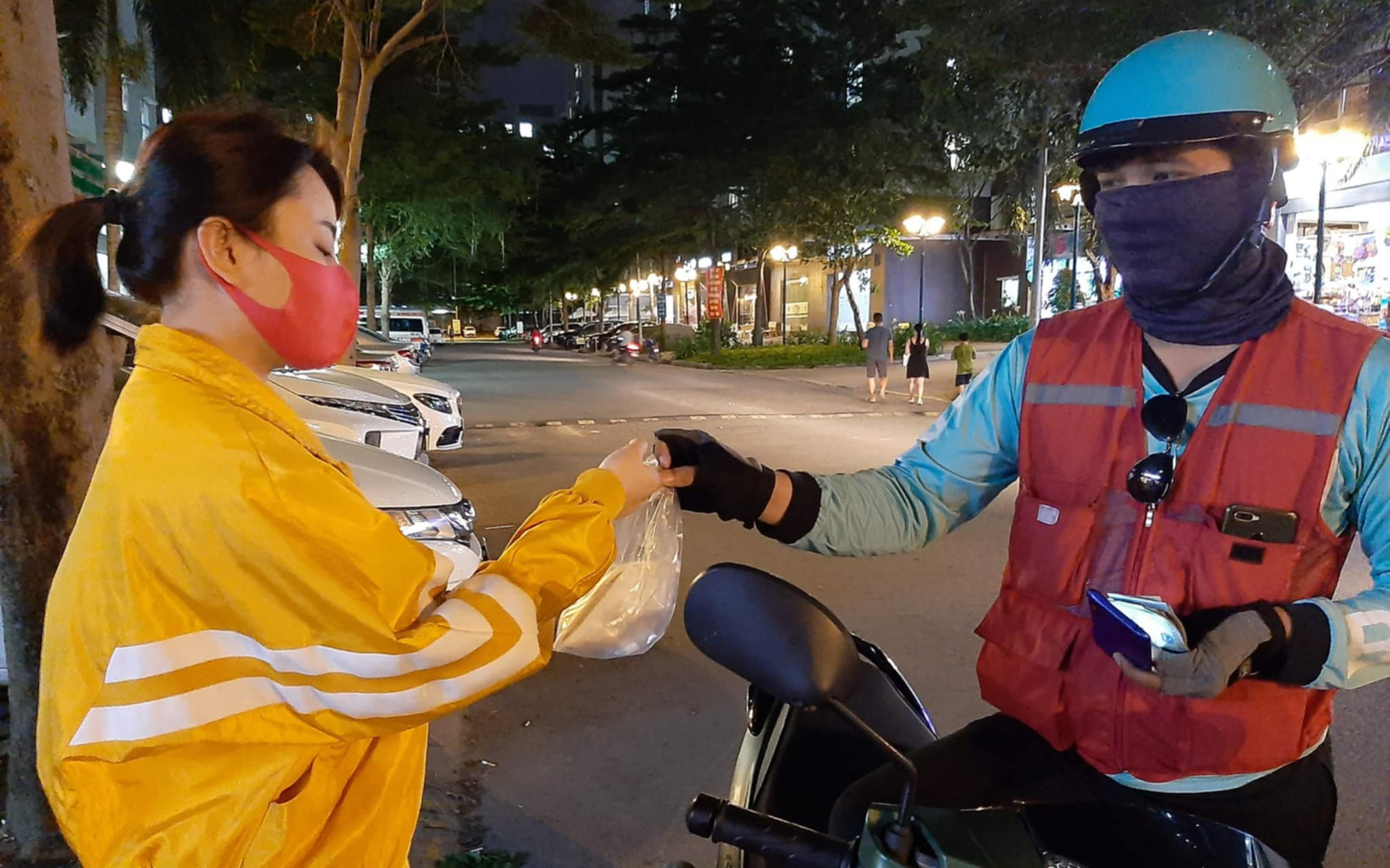 'Bí kíp' để không bị lừa, mất tiền oan khi mua hàng trực tuyến - Ảnh 1.