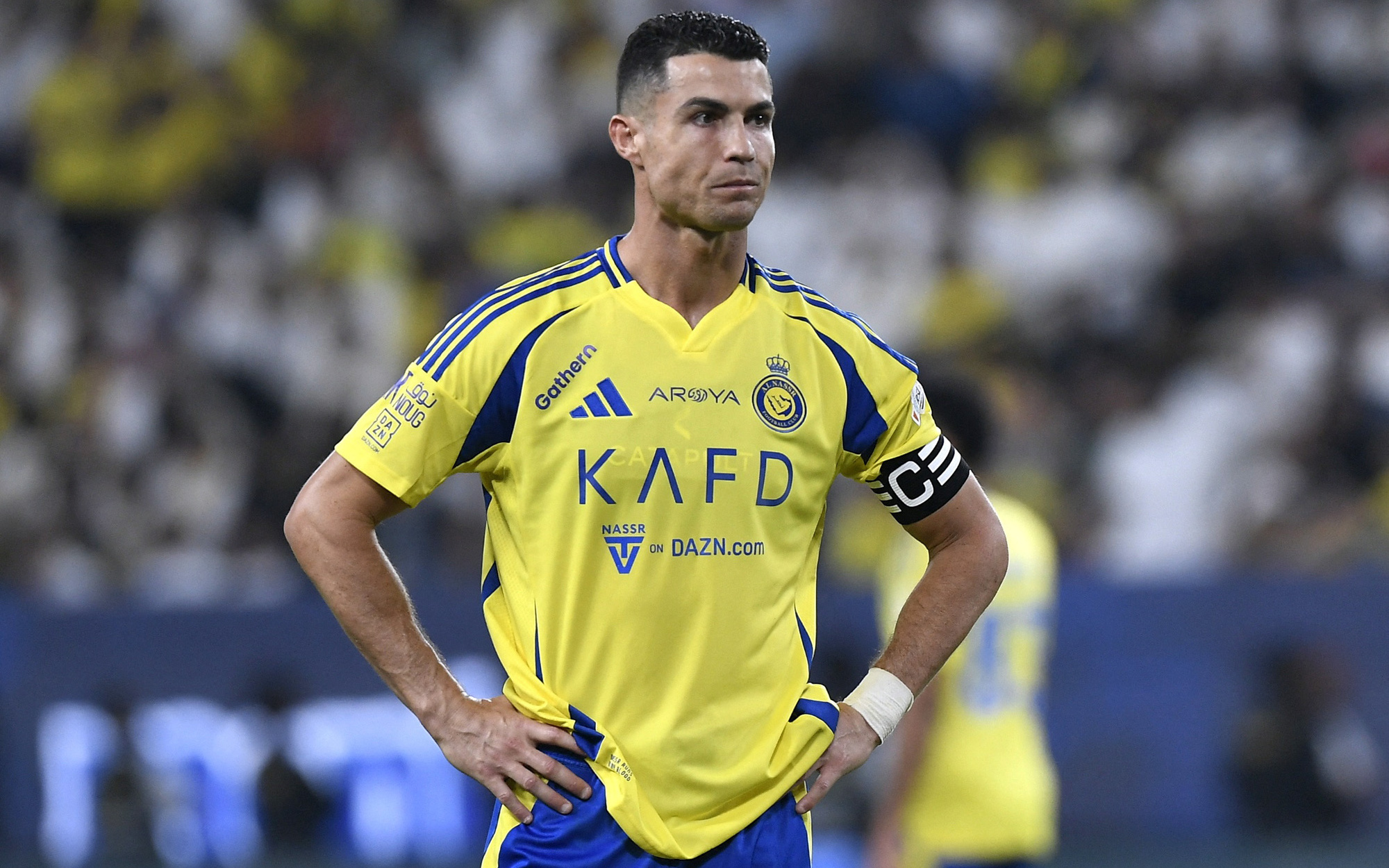 MrBeast mất 25 tỷ đồng vì Ronaldo sút bóng thua người hâm mộ - Ảnh 3.