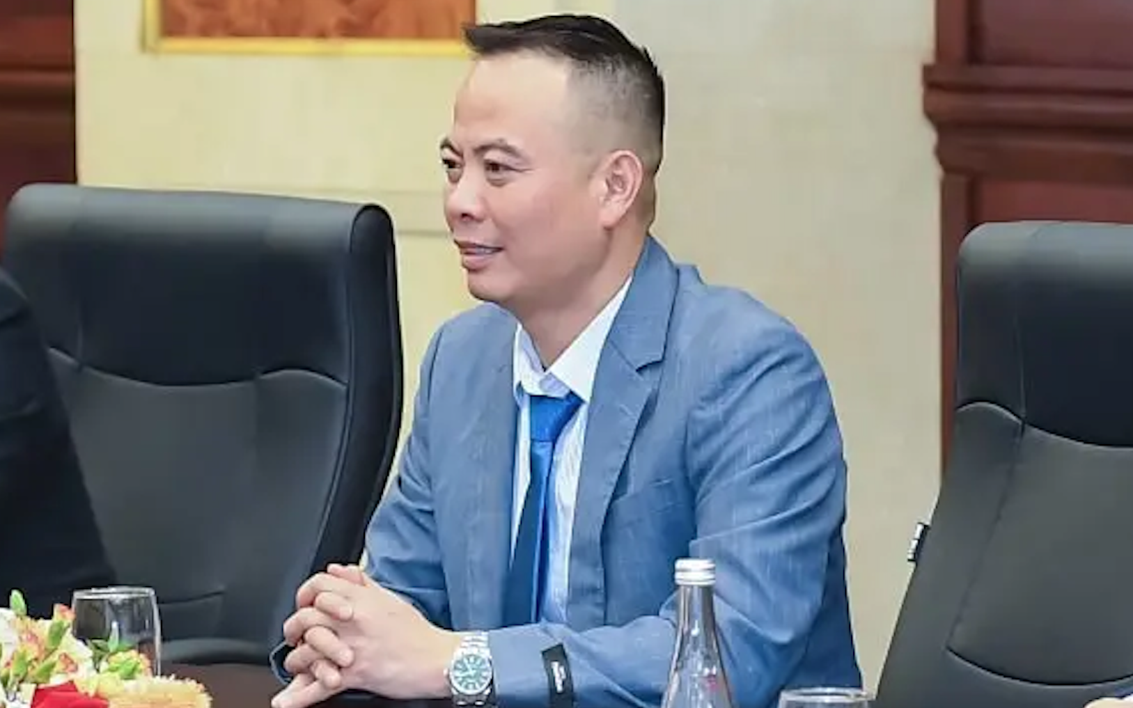 Tập đoàn 911 có chủ tịch mới  - Ảnh 2.