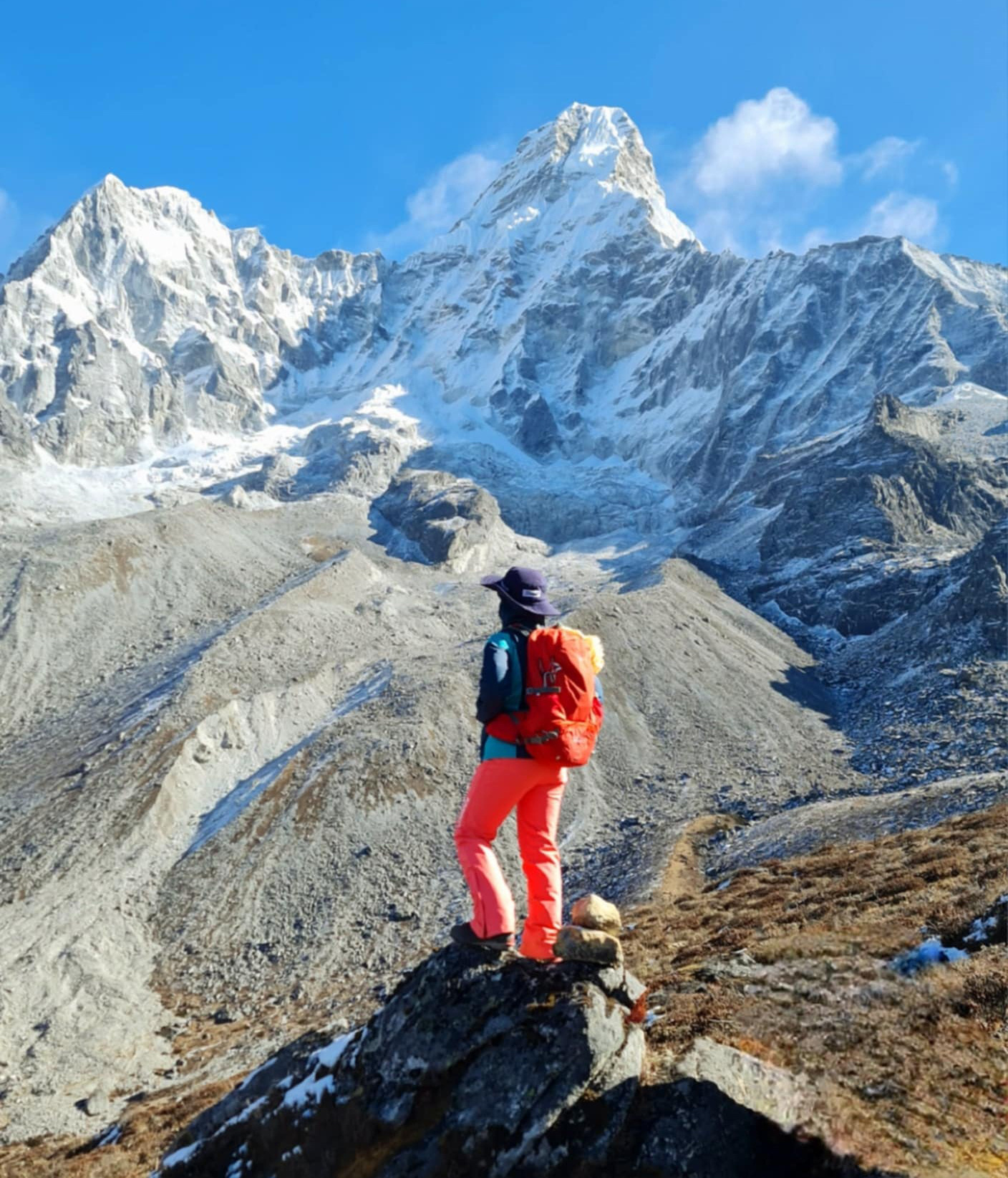 Memperkuat kesehatan, melatih tekad rakyat Vietnam menaklukkan gunung tinggi - Foto 2. Rèn sức khỏe, luyện ý chí Người Việt chinh phục núi cao - Ảnh 2.