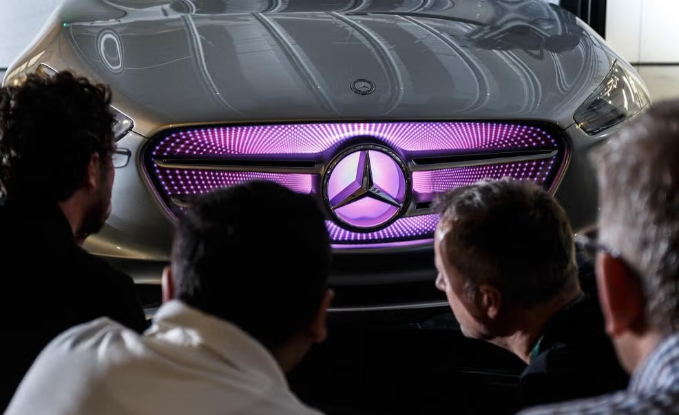 Verlichting met zonneverf. Foto door Mercedes-Benz