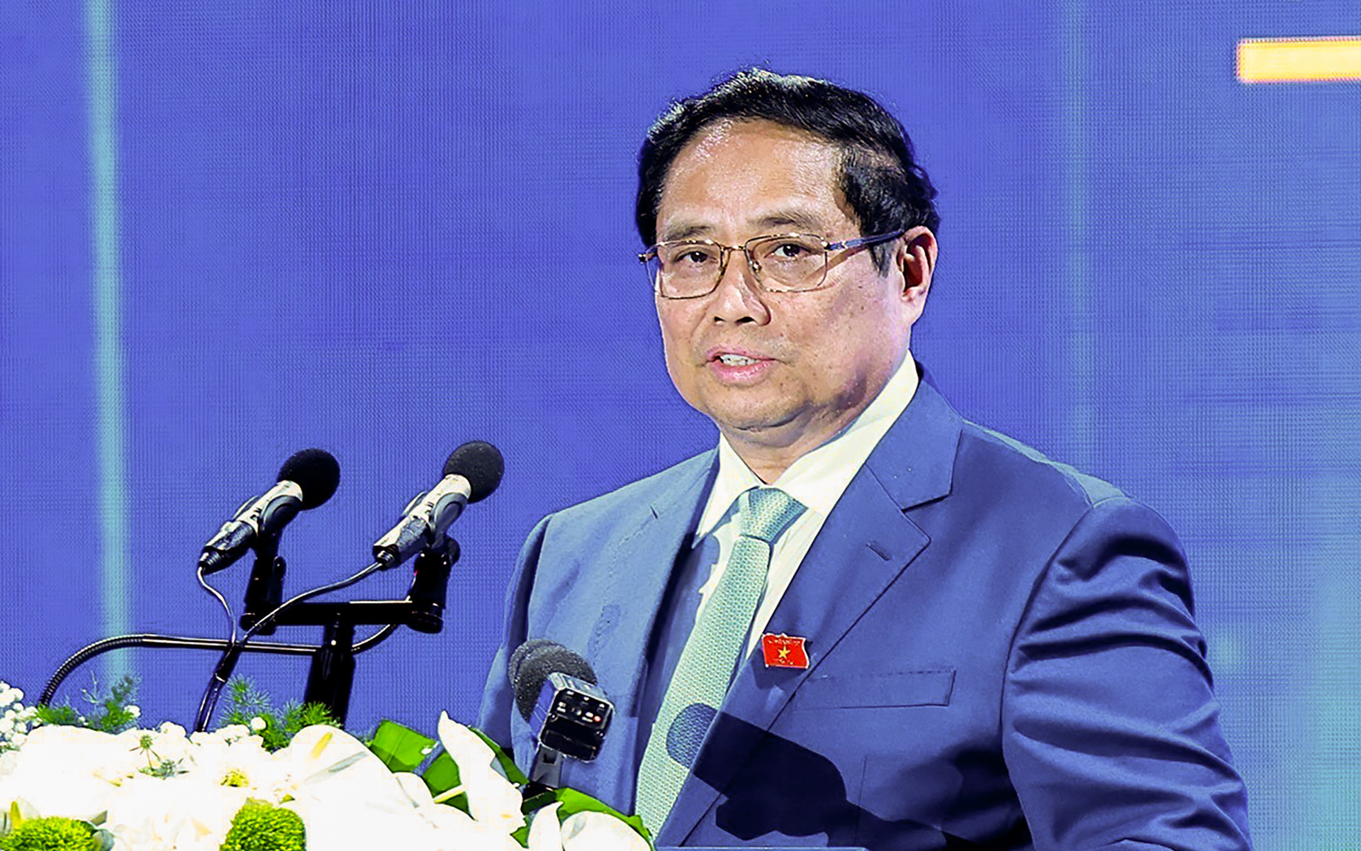 Hun đúc ước mơ làm giàu cho quê hương - Ảnh 2.