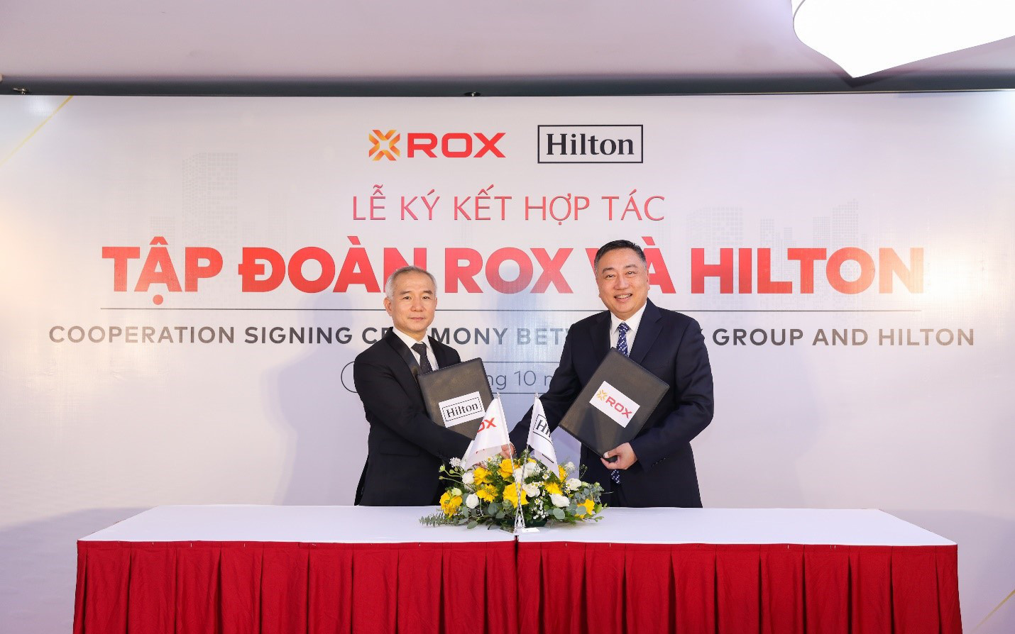 ROX KEY HOLDINSG được trao giải Sao Vàng Đất Việt 2024 - Ảnh 4.