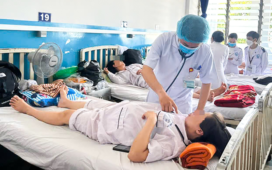 TINH DẦU ĐUỔI MUỖI AGIMOS – TẤM KHIÊN BẢO VỆ GIA ĐÌNH VIỆT 3 TP.HCM: Dịch sốt xuất huyết có dấu hiệu gia tăng liên tục - (Nguồn: Tuổi Trẻ Online)