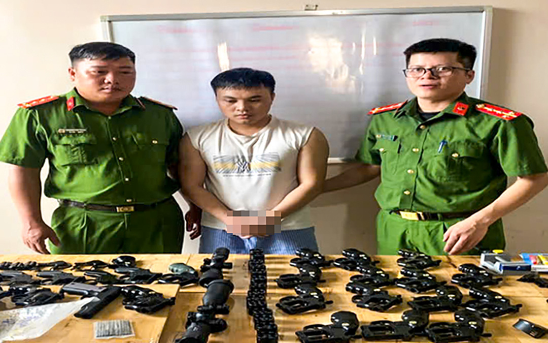 Đường dây buôn bán vũ khí 'khủng' xuyên quốc gia hoạt động như thế nào? - Ảnh 5.