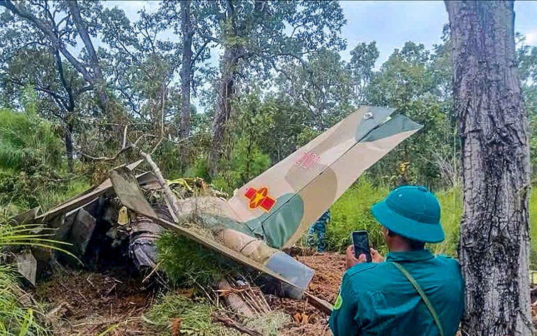 Máy bay Yak-130 đã rơi trong Vườn quốc gia Yok Đôn - Ảnh 1.