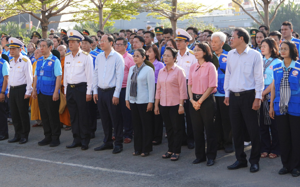 5 ngày, 450 hải lý và những cảm xúc khó tả trong chuyến hải trình hướng về Tây Nam - Ảnh 3.