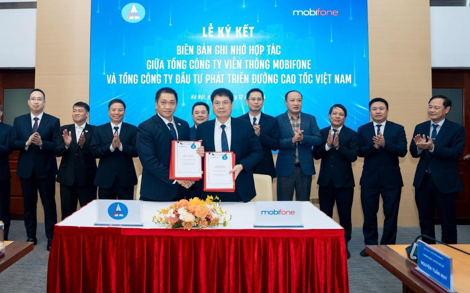 MobiFone ra mắt sân chơi tiếng Anh trực tuyến cho học sinh tiểu học - Ảnh 3.