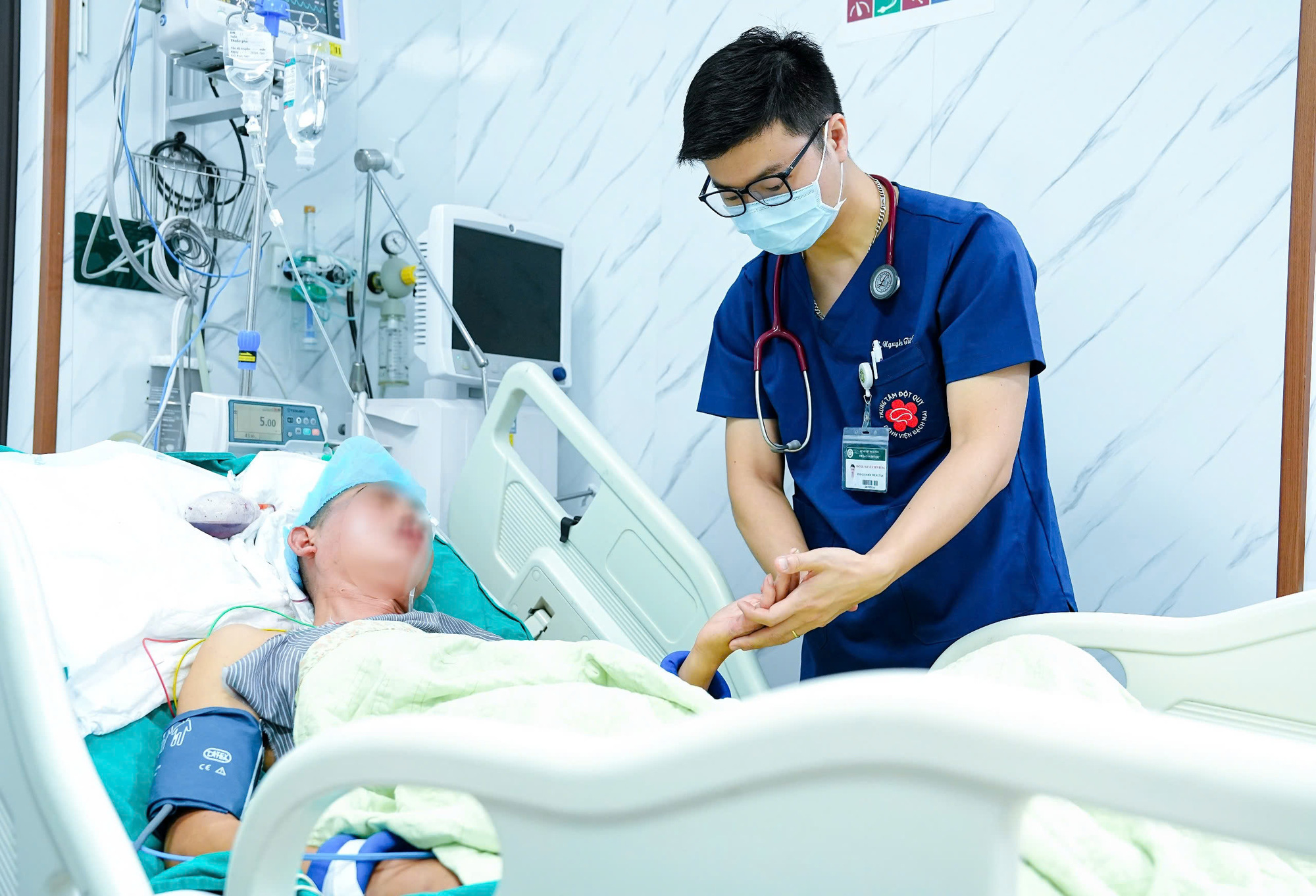 Liệu pháp tự nhiên tránh hình thành cục máu đông gây đột quỵ - Ảnh 1.