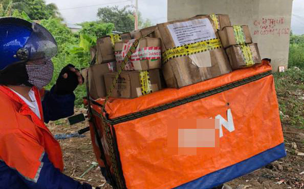 Tiêu hủy hơn 44.000 bao thuốc lá ngoại nhập lập - Ảnh 2.