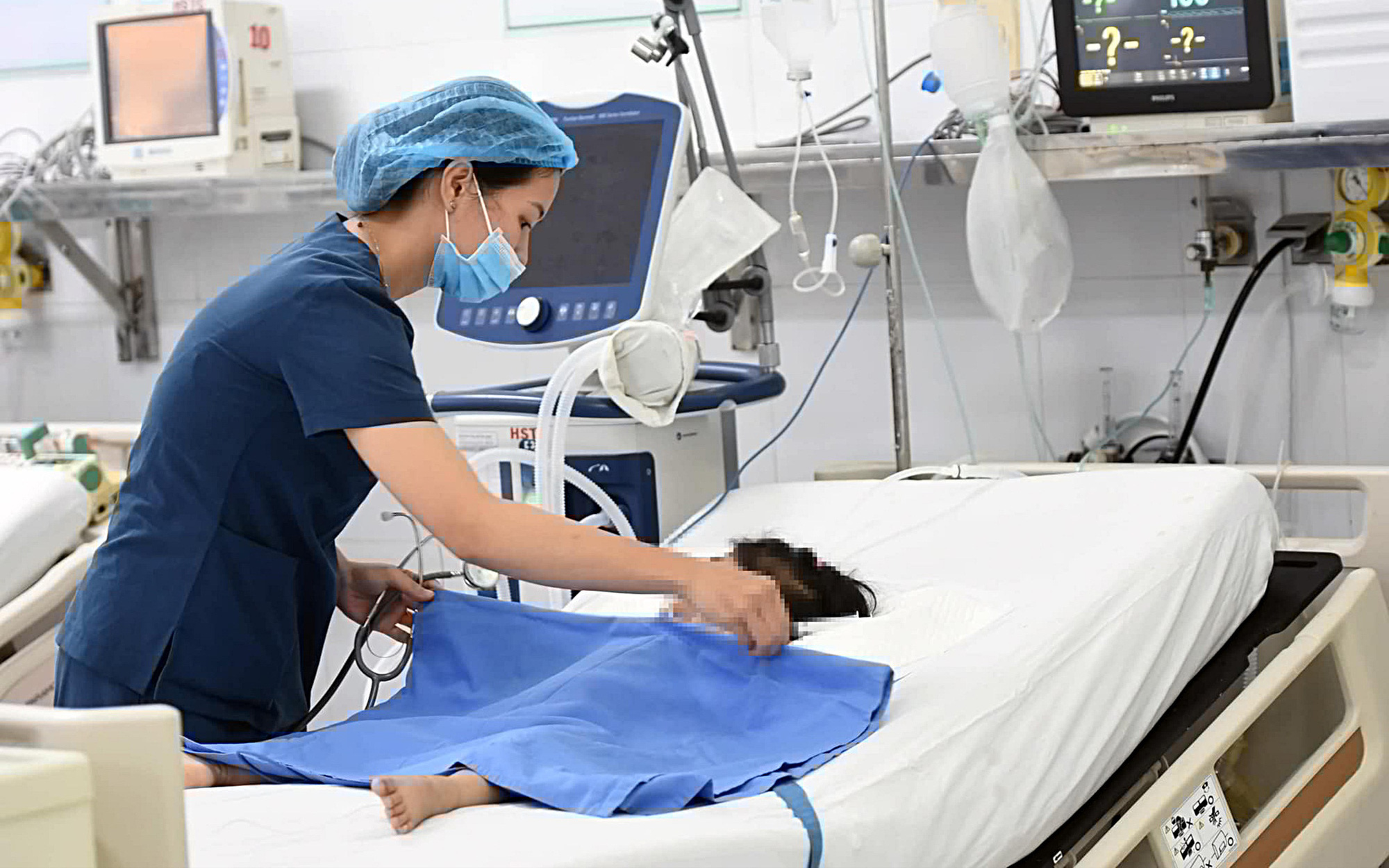 Cha mẹ ưu ái con gái và những trẻ có tính cách dễ chịu - Ảnh 1.