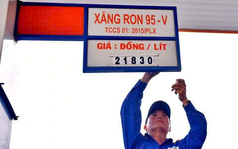 Giá xăng dầu đồng loạt tăng tiếp, RON95 vượt mốc 21.000 đồng/lít - Ảnh 2.
